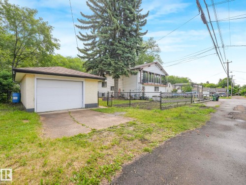11908 52 Street, Edmonton, AB - Outdoor