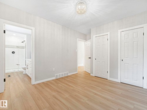 11908 52 Street, Edmonton, AB - Indoor Photo Showing Other Room
