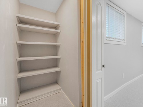 11908 52 Street, Edmonton, AB - Indoor