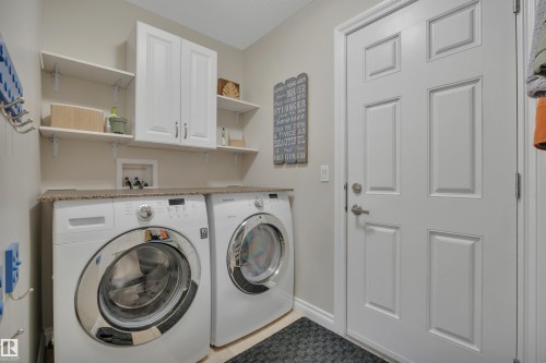 3911 Gallinger Loop, Edmonton, AB - Indoor Photo Showing Laundry Room