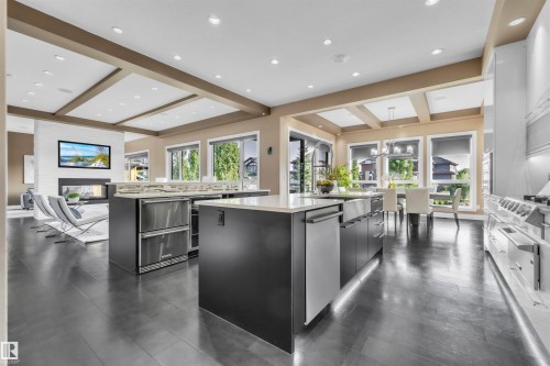 4727 Woolsey Common, Edmonton, AB - Indoor Photo Showing Kitchen With Upgraded Kitchen