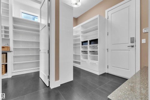 4727 Woolsey Common, Edmonton, AB - Indoor Photo Showing Other Room