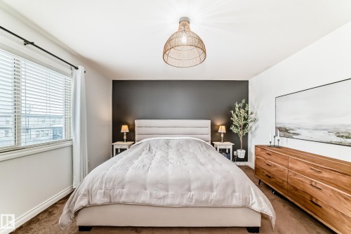 1 Governor Place, Spruce Grove, AB - Indoor Photo Showing Bedroom