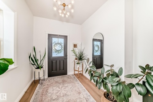 1 Governor Place, Spruce Grove, AB - Indoor Photo Showing Other Room