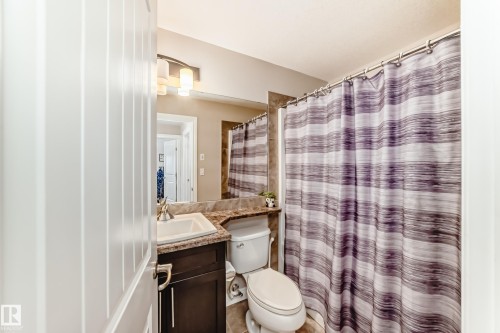 1 Governor Place, Spruce Grove, AB - Indoor Photo Showing Bathroom