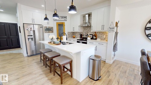 7217 Chivers Place, Edmonton, AB - Indoor Photo Showing Kitchen With Stainless Steel Kitchen With Upgraded Kitchen
