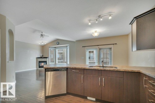 8 Kingdom Place, Leduc, AB - Indoor Photo Showing Kitchen