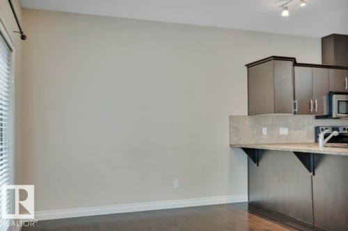 8 Kingdom Place, Leduc, AB - Indoor Photo Showing Kitchen