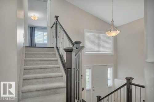 8 Kingdom Place, Leduc, AB - Indoor Photo Showing Other Room