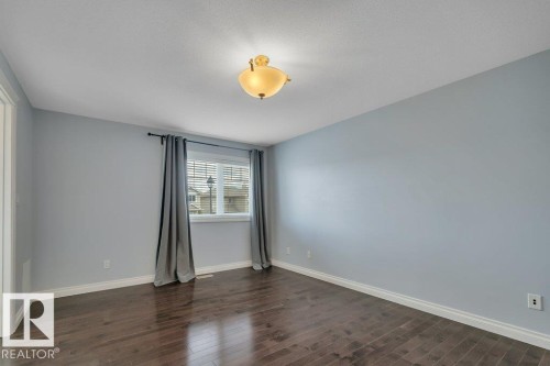 8 Kingdom Place, Leduc, AB - Indoor Photo Showing Other Room