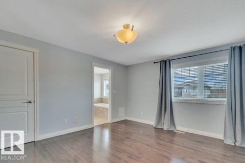 8 Kingdom Place, Leduc, AB - Indoor Photo Showing Other Room