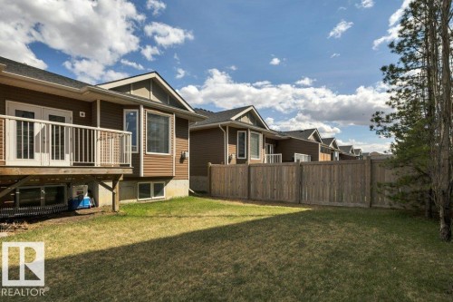 8 Kingdom Place, Leduc, AB - Outdoor