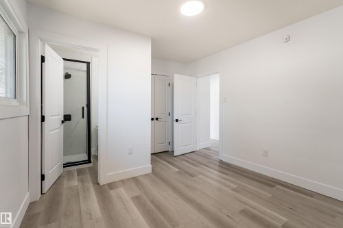11844 St Albert Trail, Edmonton, AB - Indoor Photo Showing Other Room