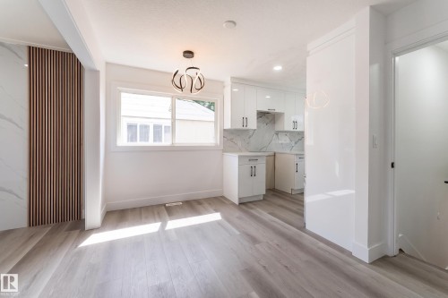 11844 St Albert Trail, Edmonton, AB - Indoor Photo Showing Kitchen