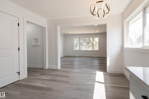 11844 St Albert Trail, Edmonton, AB - Indoor Photo Showing Other Room