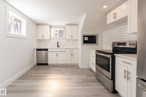 11844 St Albert Trail, Edmonton, AB - Indoor Photo Showing Kitchen
