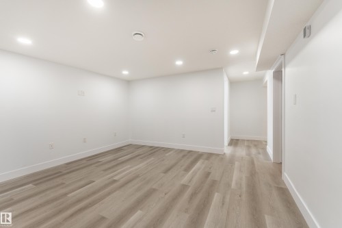 11844 St Albert Trail, Edmonton, AB - Indoor Photo Showing Other Room