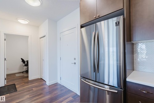 Kitchen - 205 1316 Windermere Way, Edmonton, AB - Indoor