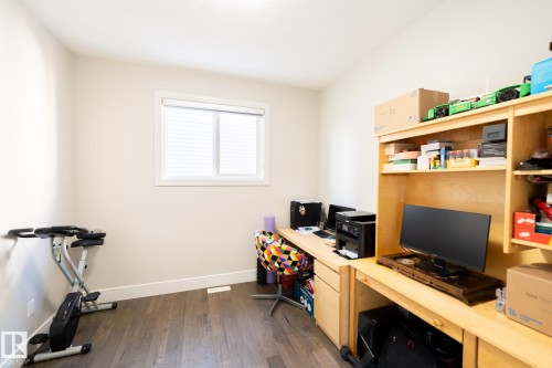 3623 8 Street, Edmonton, AB 