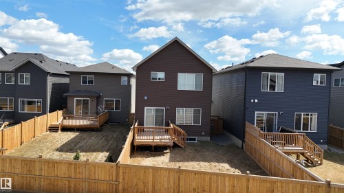 5612 Hawthorn Way, Edmonton, AB - Outdoor