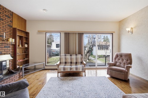 13222 116 Street, Edmonton, AB - Indoor Photo Showing Living Room With Fireplace