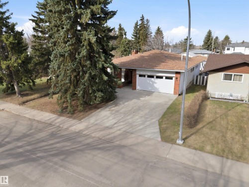 13222 116 Street, Edmonton, AB - Outdoor