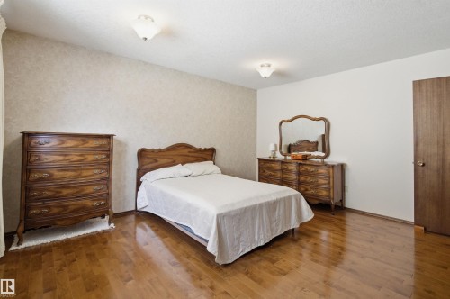 13222 116 Street, Edmonton, AB - Indoor Photo Showing Bedroom