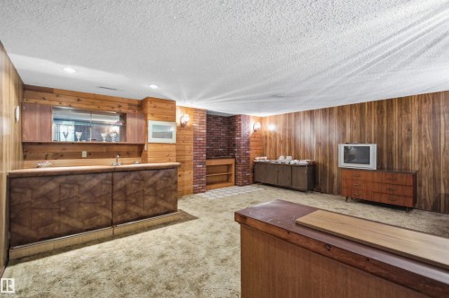 13222 116 Street, Edmonton, AB - Indoor