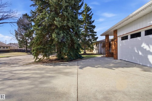13222 116 Street, Edmonton, AB - Outdoor
