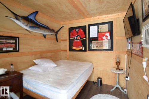309 Debbie Dr (Skeleton Lake), Rural Athabasca County, AB - Indoor Photo Showing Bedroom