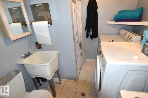 309 Debbie Dr (Skeleton Lake), Rural Athabasca County, AB - Indoor Photo Showing Laundry Room