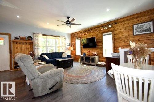 309 Debbie Dr (Skeleton Lake), Rural Athabasca County, AB - Indoor Photo Showing Other Room With Fireplace