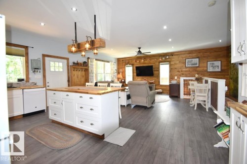 309 Debbie Dr (Skeleton Lake), Rural Athabasca County, AB - Indoor