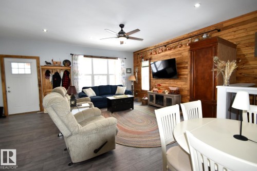 309 Debbie Dr (Skeleton Lake), Rural Athabasca County, AB - Indoor Photo Showing Other Room