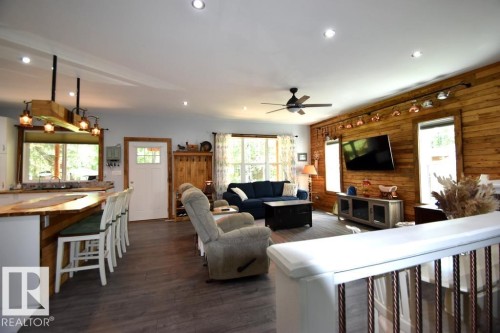 309 Debbie Dr (Skeleton Lake), Rural Athabasca County, AB - Indoor Photo Showing Other Room