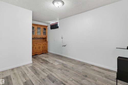 10522 79 Avenue, Edmonton, AB - Indoor Photo Showing Other Room