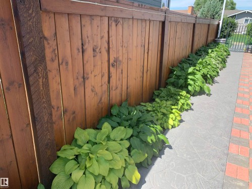 6303 92B Avenue, Edmonton, AB - Outdoor