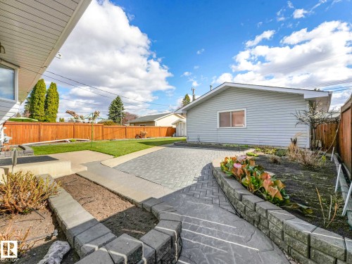 6303 92B Avenue, Edmonton, AB - Outdoor