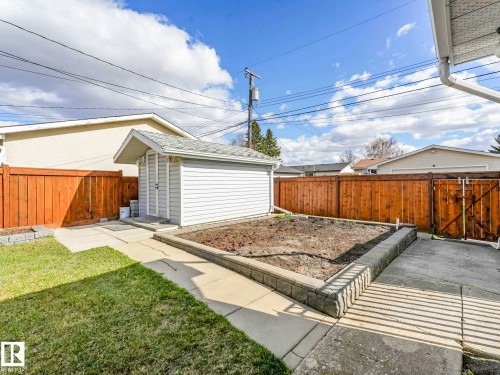 6303 92B Avenue, Edmonton, AB - Outdoor