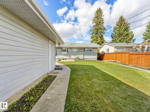 6303 92B Avenue, Edmonton, AB - Outdoor