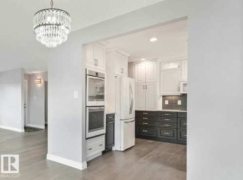 6303 92B Avenue, Edmonton, AB - Indoor Photo Showing Kitchen