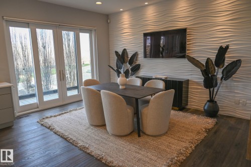9509 99B Street, Edmonton, AB - Indoor Photo Showing Dining Room