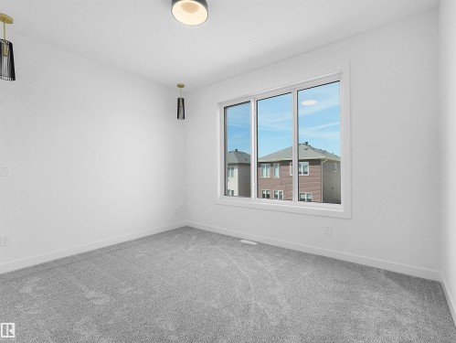 3520 45 Avenue, Beaumont, AB - Indoor Photo Showing Other Room