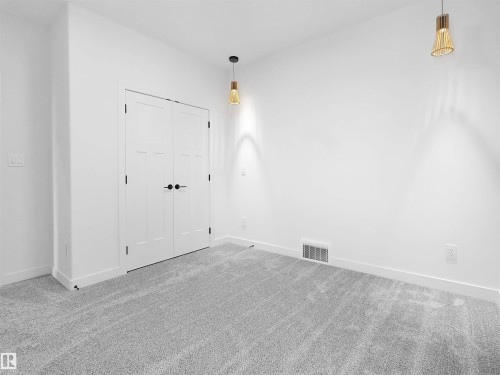 3520 45 Avenue, Beaumont, AB - Indoor Photo Showing Other Room