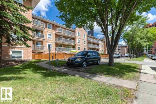108 9010 106 Avenue, Edmonton, AB - Outdoor