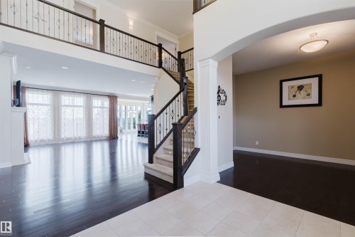 4118 Westcliff Heath, Edmonton, AB - Indoor Photo Showing Other Room