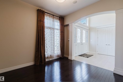 4118 Westcliff Heath, Edmonton, AB - Indoor Photo Showing Other Room