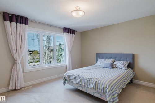 4118 Westcliff Heath, Edmonton, AB - Indoor Photo Showing Bedroom