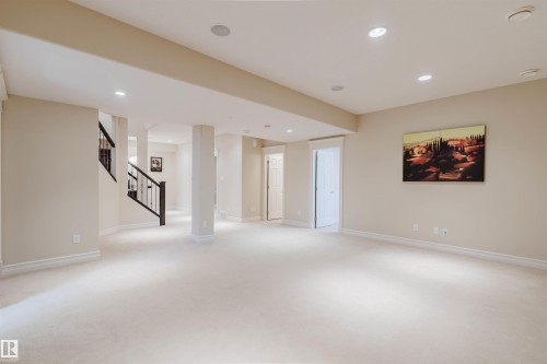 4118 Westcliff Heath, Edmonton, AB - Indoor