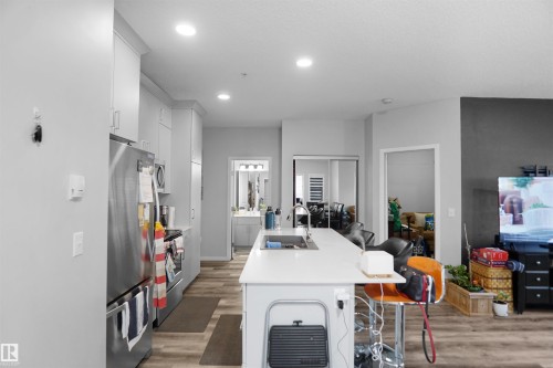 156 1818 Rutherford Road, Edmonton, AB - Indoor